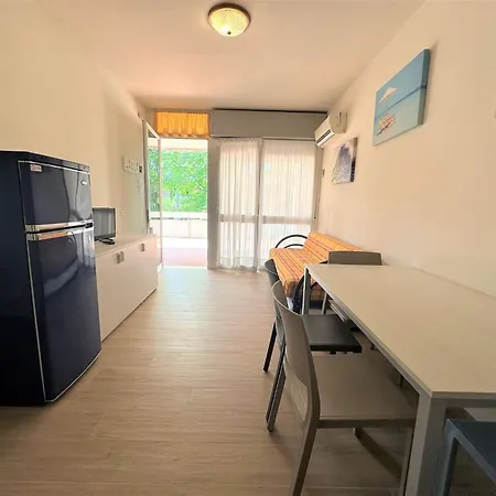 Apartamento With Private Entrance In *