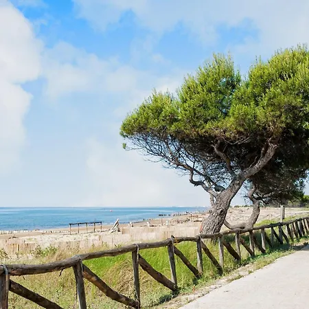 With Private Entrance In Bibione