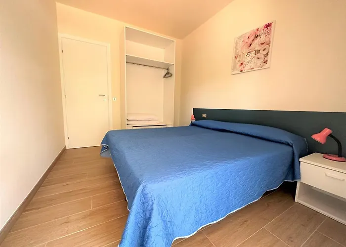 With Private Entrance In Διαμέρισμα *